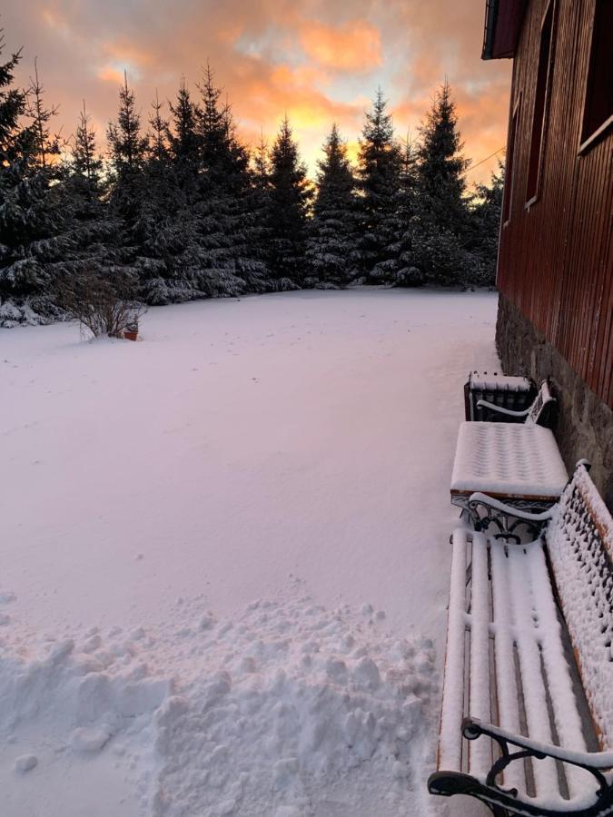 Penzion Hajovna Klíny Exteriör bild